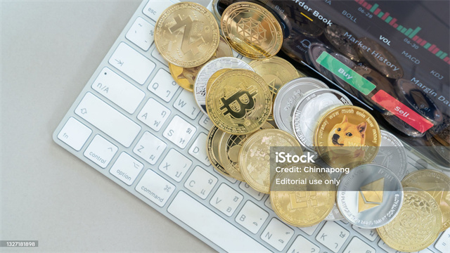 比特币价格下跌的同时，为什么其他币也受影响？